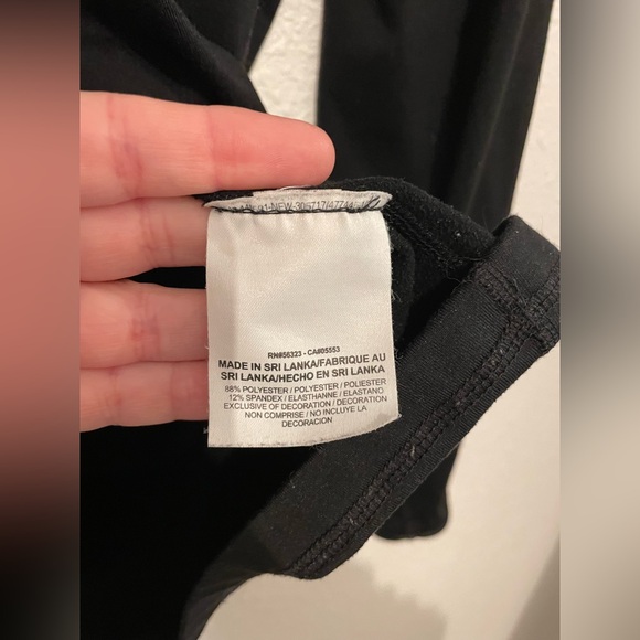 Nike Pro Half Zip Pullover Dri-fit Long sleeve Thumb Holes Womens Large - Picture 4 of 7